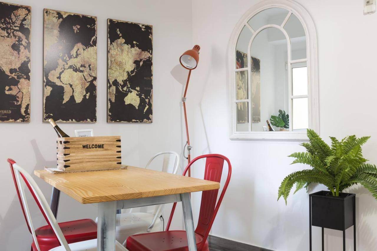 Magnificent Flat With Spectacular Views In Graca * Lissabon